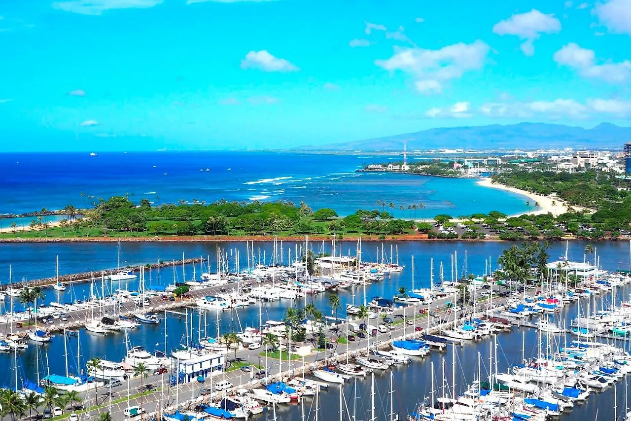 Ocean View Waikiki Luxury Ilikai Free Parking Apartment Honolulu United States