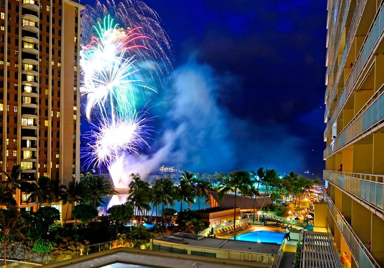 Ocean View Waikiki Luxury Ilikai Free Parking Apartment Honolulu